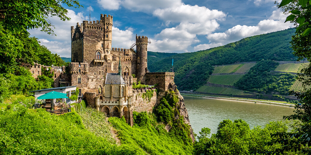 Urlaub am Rhein 💙 Die Schönheit & Romantik des Rheintals
