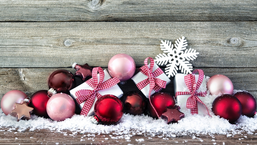 Kontraktionen im Abstand von 10 Minuten für 3 Stunden Weihnachten